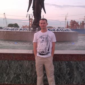 Парни в Новочебоксарске: Саша, 41 - ищет девушку из Новочебоксарска