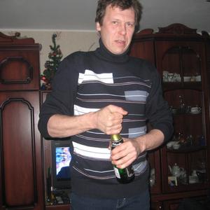 Алексей, 58 лет, Санкт-Петербург