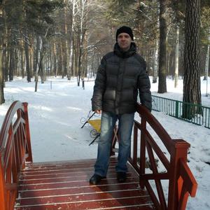 Парни в Новосибирске: Владимир, 48 - ищет девушку из Новосибирска