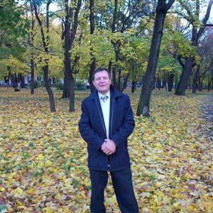 Иван, 68 лет, Санкт-Петербург