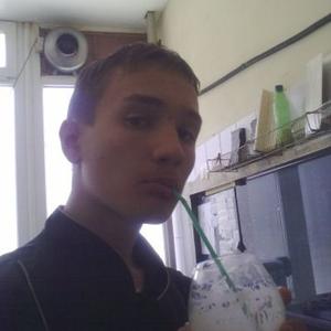 Парни в Омске: Мирослав, 29 - ищет девушку из Омска