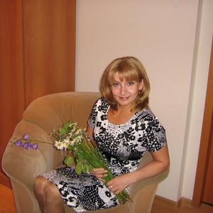Девушки в Тольятти: Ирина, 59 - ищет парня из Тольятти