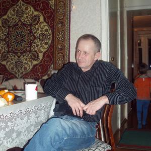 Парни в Саратове: Aleksandr, 55 - ищет девушку из Саратова