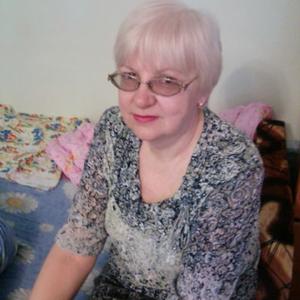 Девушки в Томске: Людмила, 72 - ищет парня из Томска