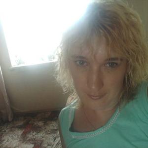 Девушки в Магнитогорске: Марина, 42 - ищет парня из Магнитогорска