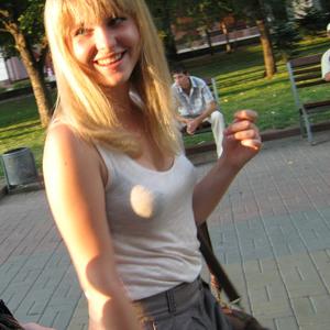 Девушки в Волгограде: Даша, 33 - ищет парня из Волгограда
