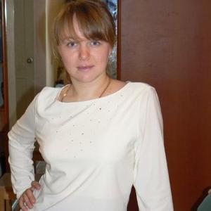 Юлия, 43 года, Росстани