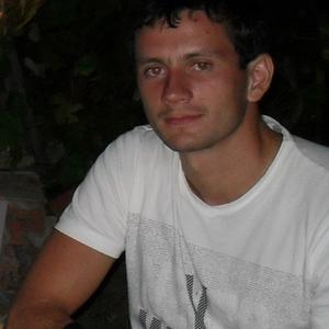 Парни в Саратове: Илья, 36 - ищет девушку из Саратова