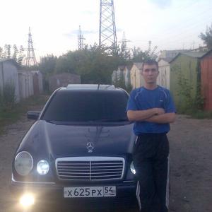 Парни в Новосибирске: Виталий, 37 - ищет девушку из Новосибирска