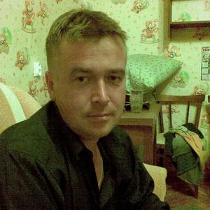 Парни в Вологде: Олег, 45 - ищет девушку из Вологды