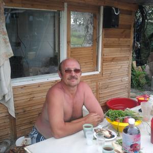 Парни в Владивостоке: Вадим, 59 - ищет девушку из Владивостока