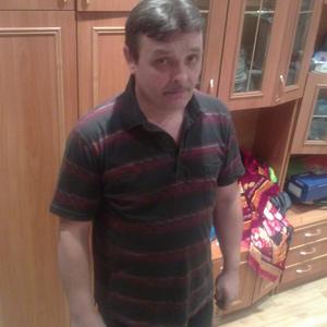 Парни в Заозерске: Виталий, 63 - ищет девушку из Заозерска