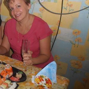 Девушки в Северске: Татьяна, 60 - ищет парня из Северска