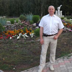 Парни в Ульяновске: Евгений, 67 - ищет девушку из Ульяновска