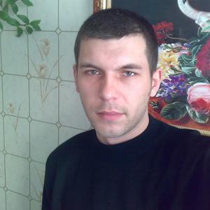 Парни в Уссурийске: Владимир, 44 - ищет девушку из Уссурийска