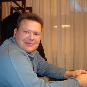 Парни в Ижевске: Алексей, 57 - ищет девушку из Ижевска