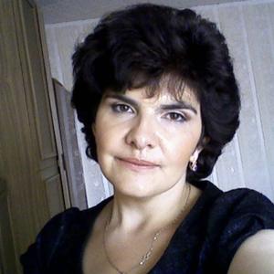 Девушки в Томске: Марина, 47 - ищет парня из Томска