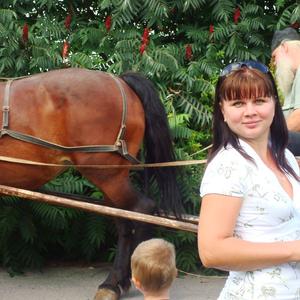 Девушки в Мурманске: Лариса, 45 - ищет парня из Мурманска