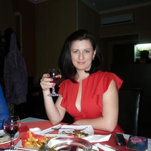 Девушки в Уссурийске: Марина, 41 - ищет парня из Уссурийска