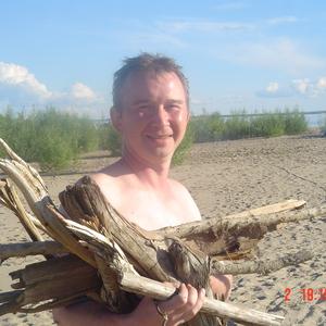 Парни в Якутске: Вадим, 59 - ищет девушку из Якутска