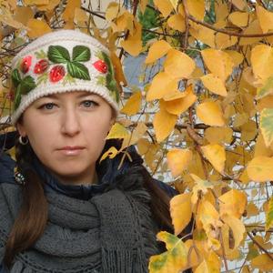 Девушки в Саратове: Ирина, 48 - ищет парня из Саратова