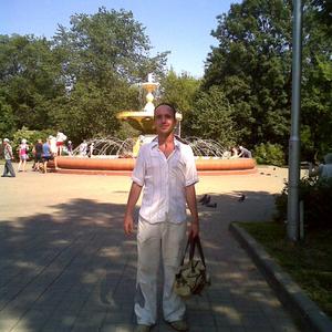 Девушки в Череповце: Дмитрий, 39 - ищет парня из Череповца