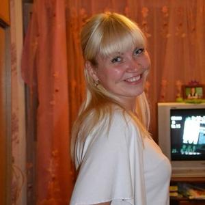 Девушки в Перми: Юлия, 43 - ищет парня из Перми