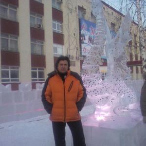 Парни в Омске: юра, 66 - ищет девушку из Омска