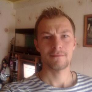 Парни в Минске (Беларусь): Кирилл, 39 - ищет девушку из Минска (Беларусь)