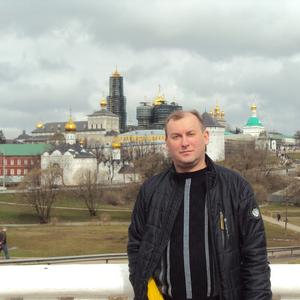 Роман, 55 лет, Москва