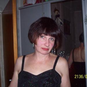 Девушки в Ессентуках: Marija, 65 - ищет парня из Ессентуков