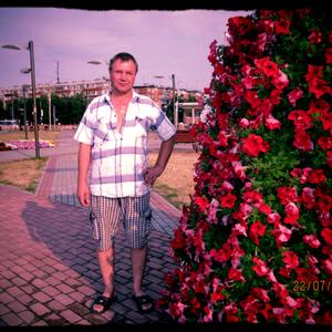 Парни в Екатеринбурге: Михаил, 63 - ищет девушку из Екатеринбурга