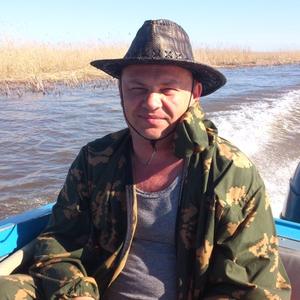 Виталий, 49 лет, Волгодонск