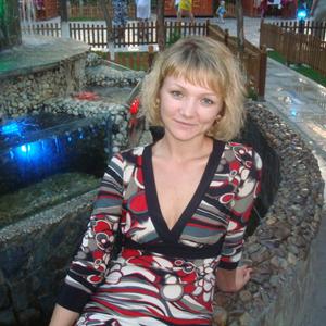 Девушки в Тольятти: Татьяна, 45 - ищет парня из Тольятти