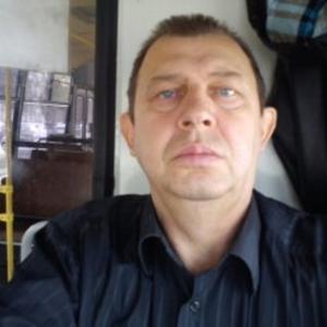 Александр, 65 лет, Шахты
