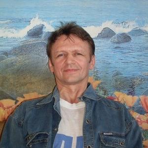 Парни в Нижний Новгороде: Сергей, 62 - ищет девушку из Нижний Новгорода