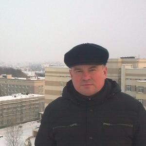 Юрий, 55 лет, Казань