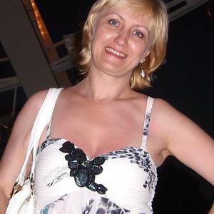 Галина, 64 года, Москва