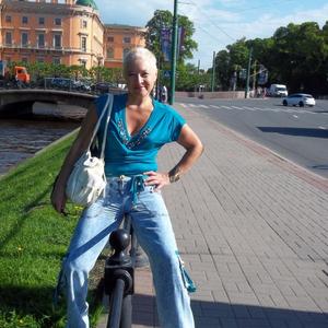 Девушки в Санкт-Петербурге: Penelopa, 62 - ищет парня из Санкт-Петербурга