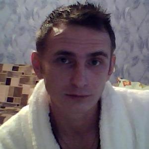 Олег, 45 лет, Нововоронеж