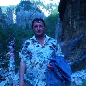 Андрей, 56 лет, Астрахань