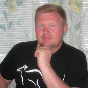 Парни в Волгограде: Алексей, 53 - ищет девушку из Волгограда