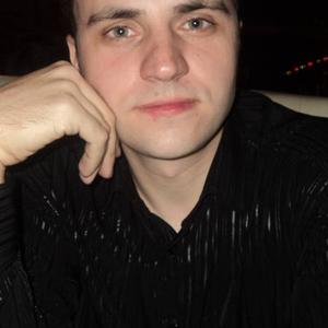 Парни в Томске: Антон Мясоедов, 42 - ищет девушку из Томска