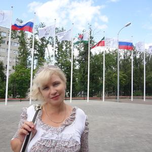 Девушки в Нижнекамске: Валентина, 59 - ищет парня из Нижнекамска