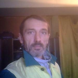 Парни в Хабаровске (Хабаровский край): Матвей, 62 - ищет девушку из Хабаровска (Хабаровский край)