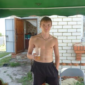Парни в Саратове: Михаил, 29 - ищет девушку из Саратова