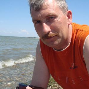 Александр, 55 лет, Таганрог