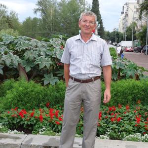 Парни в Екатеринбурге: Виктор, 60 - ищет девушку из Екатеринбурга