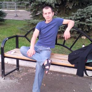 Илья, 37 лет, Казань