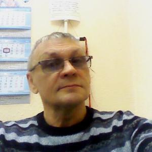 Юрий, 65 лет, Магадан